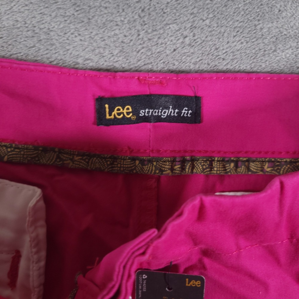 Lee Shorts Womens 18 Medium Pink VT Boysenberry Straight Fit Stretch Casual New - Picture 7 of 10